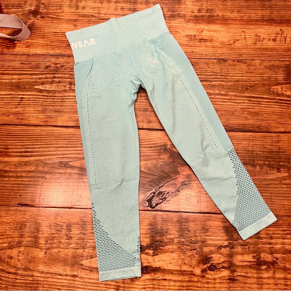 Aqua Ryderwear Seamless Staples Leggings - small